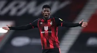 MK体育APP-夺冠之路：比利亚雷亚尔对阵马拉加的简单介绍