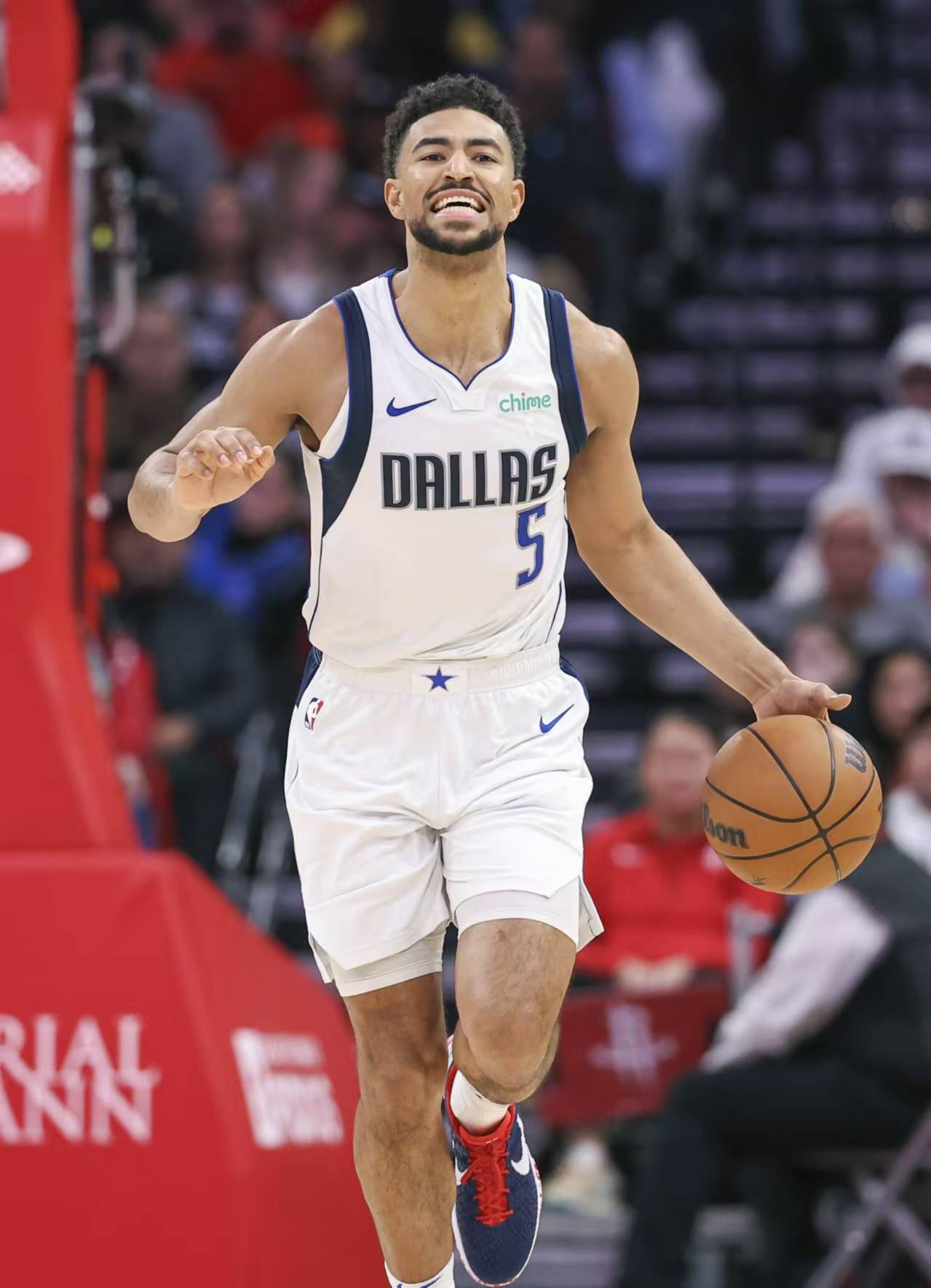 MK体育娱乐-勒沃库森客场告负，积分榜排名下滑(勒沃库森转会名单)