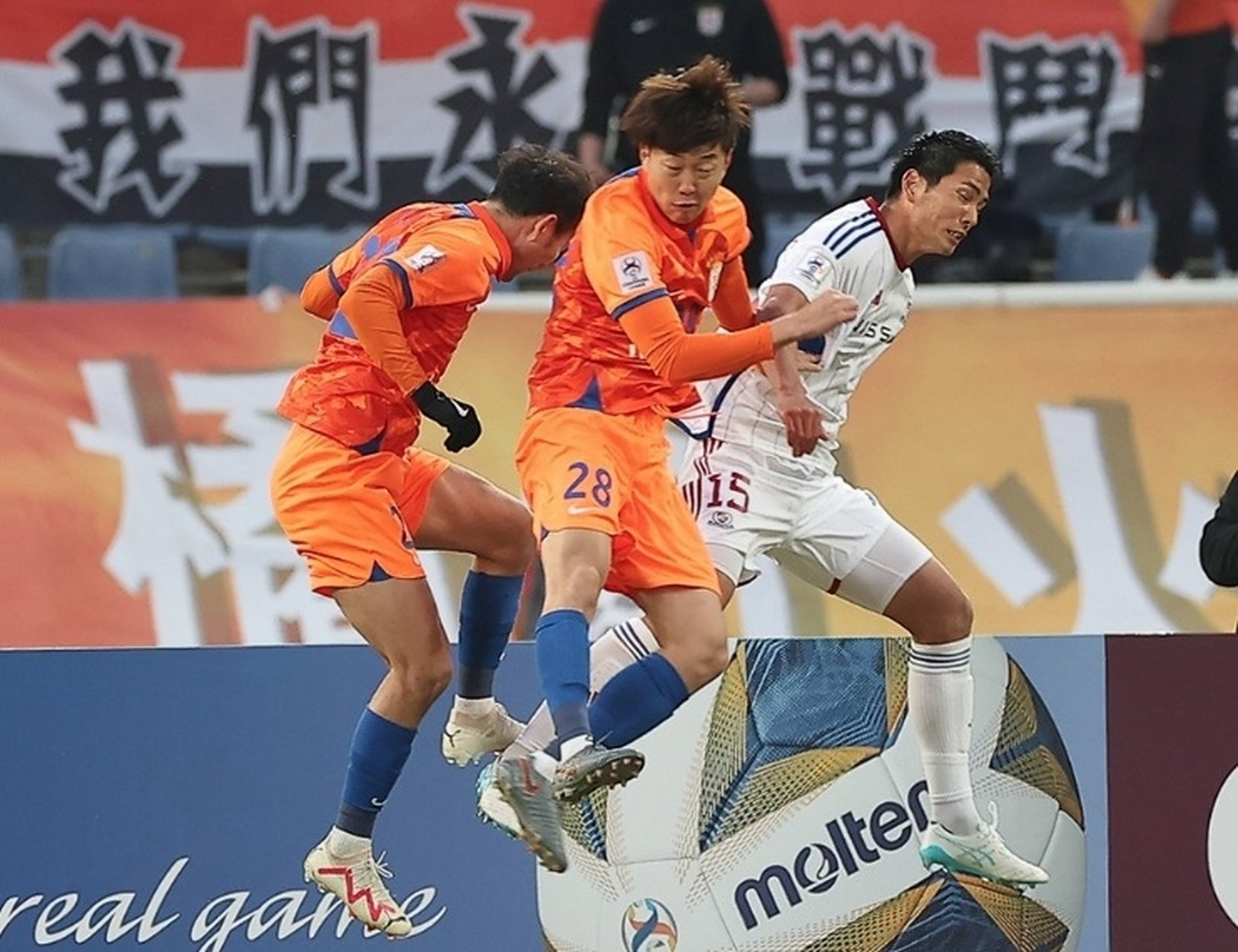 MK体育APP-门将神勇发挥！一连串关键扑救，力保球队守住胜果！的简单介绍