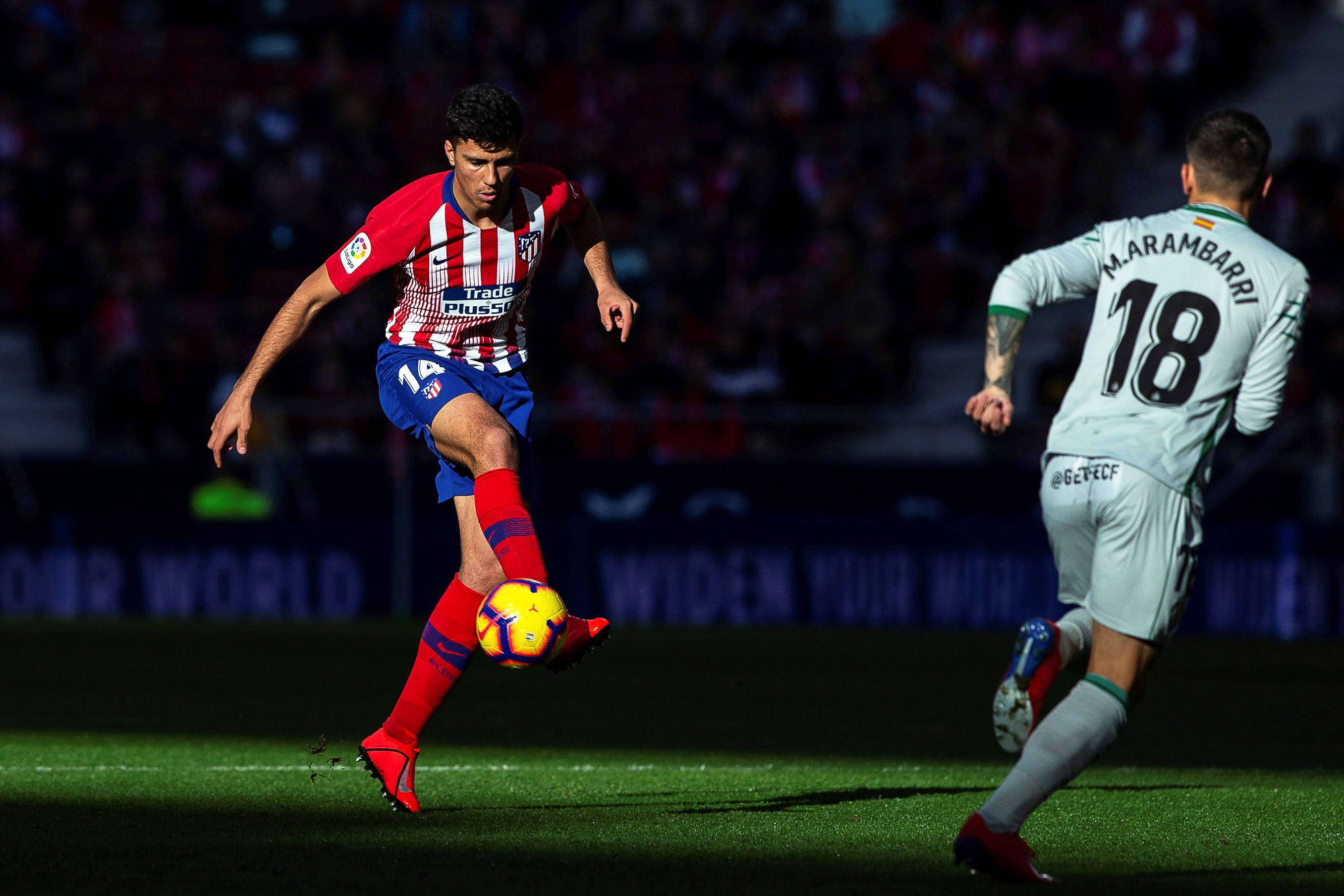 MK体育APP-关于马德里竞技全取三分，积分榜领先优势明显的信息